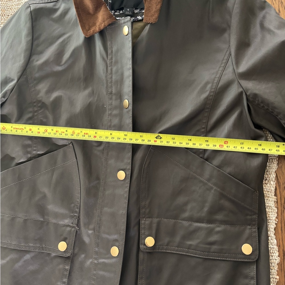 J Crew Barn Jacket with Liberty Floral Print Olive Green Small Like New - Picture 11 of 14
